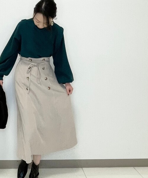 DRESKIP(ドレスキップ)の「◆ショルダータックカットソー(Tシャツ/カットソー・レディース・オフホワイト/ブラック/グリーン/サンドベージュ・02/03/04)」の21枚目の写真