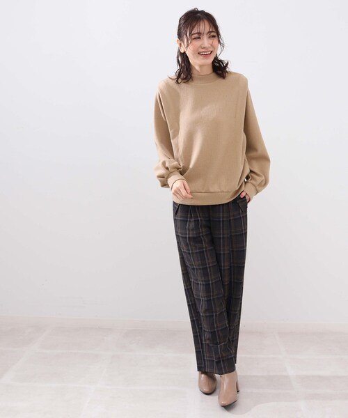 DRESKIP(ドレスキップ)の「◆ショルダータックカットソー(Tシャツ/カットソー・レディース・オフホワイト/ブラック/グリーン/サンドベージュ・02/03/04)」の16枚目の写真