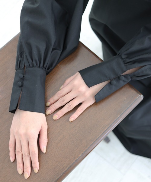 CLEIO（クレイオ）の「【CLEIO】ボリュームスリーブシャツワンピース（ワンピース・レディース・ブラック/オフホワイト・FREE）」の22枚目の写真