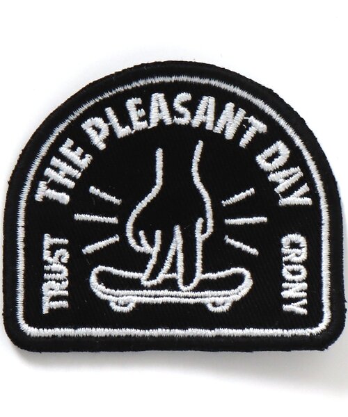 BREEZE（ブリーズ）の「バラエティアイロン刺繍ワッペン（その他雑貨・キッズ・カーキ/チャコール/レッド/ブラック/パープル/イエロー/グリーン/ブルー/ベージュ/ネイビー/オレンジ・FREE）」の2枚目の写真