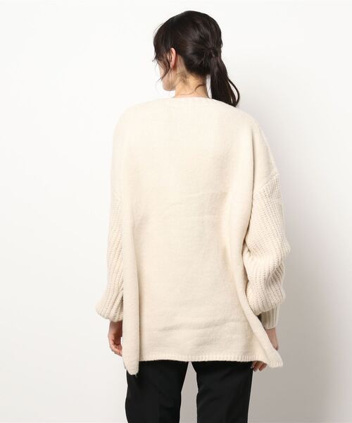 Felt-Maglietta（フェルトマリエッタ）の「もっちり柔らかサイドスリットプルオーバーニット（ニット/セーター・レディース・アイボリー・FREE）」の17枚目の写真