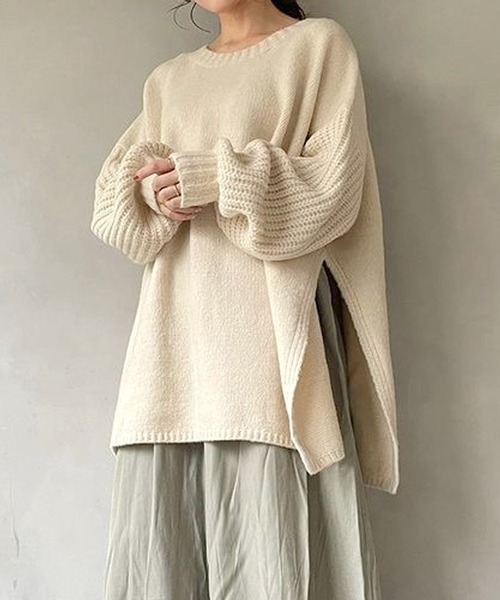 Felt-Maglietta（フェルトマリエッタ）の「もっちり柔らかサイドスリットプルオーバーニット（ニット/セーター・レディース・アイボリー・FREE）」の2枚目の写真