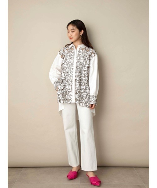 LILY BROWN（リリーブラウン）の「ストレートデニムパンツ（デニムパンツ・レディース・アイボリー/ブラック/ライトブルー・0/1）」の20枚目の写真