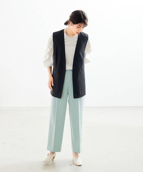 abahouse mavie(アバハウスマヴィ)の「ドライタッチサテンベスト(ベスト・レディース・ブラック/カーキ/スミクロ・フリー)」の9枚目の写真