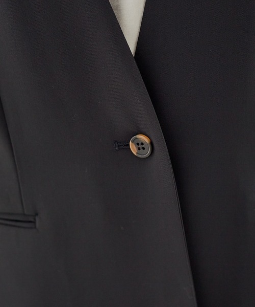 abahouse mavie(アバハウスマヴィ)の「ドライタッチサテンベスト(ベスト・レディース・ブラック/カーキ/スミクロ・フリー)」の17枚目の写真