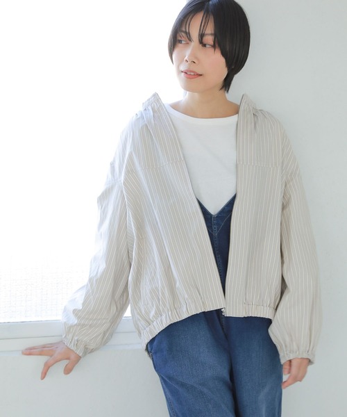 LAKOLE(ラコレ)の「アソートストライプバルーンブルゾン / 270653(ブルゾン・レディース・ネイビー/サックスブルー/グレイッシュベージュ・SMALL/MEDIUM)」の2枚目の写真