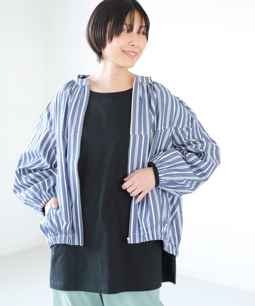 LAKOLE(ラコレ)の「アソートストライプバルーンブルゾン / 270653(ブルゾン・レディース・ネイビー/サックスブルー/グレイッシュベージュ・SMALL/MEDIUM)」の4枚目の写真