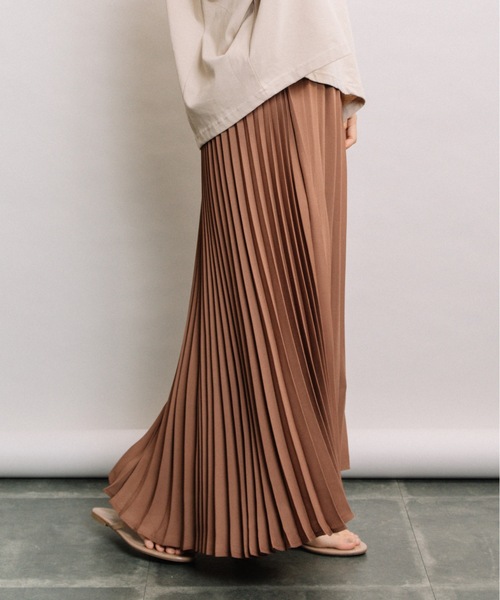 refinedworks（リファインドワークス）の「Ｐ無地manywayプリーツSK（スカート・レディース・ベージュ/ブラウン/黄緑系・FREE）」の8枚目の写真