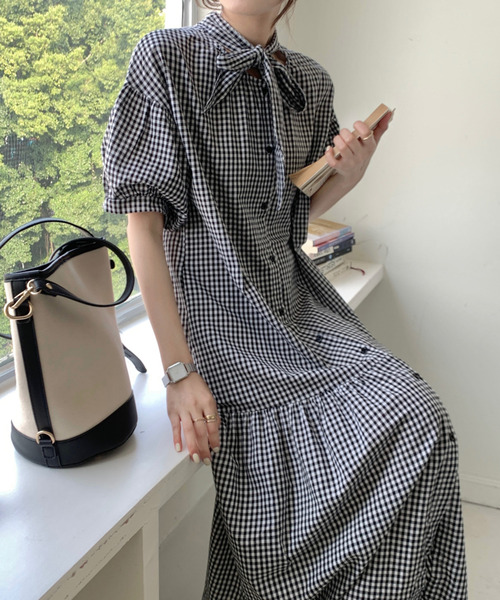 emi+（エミプラス）の「バックリボンハイネックワンピース（ワンピース・レディース・ホワイト/ブラック/ブラック系その他・FREE）」の14枚目の写真