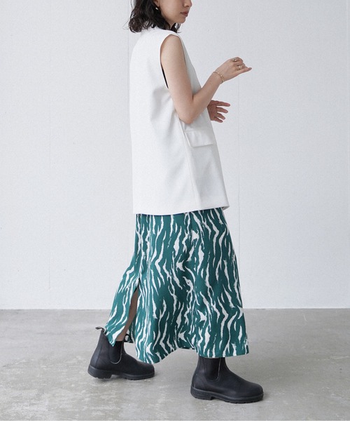 Happy John(ハッピージョン)の「basic summer jacket gilet/ベーシックサマージャケットジレ(ベスト・レディース・ブラック/ホワイト・FREE)」の16枚目の写真