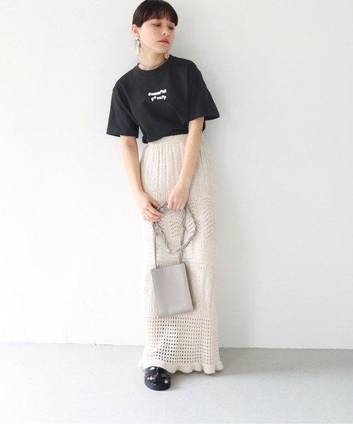 HER CLOSET（ハークローゼット）の「【shemoshelly】5.6オンスCommentロゴT（Tシャツ/カットソー・レディース・ブラック/ホワイト・M/L/S）」の7枚目の写真