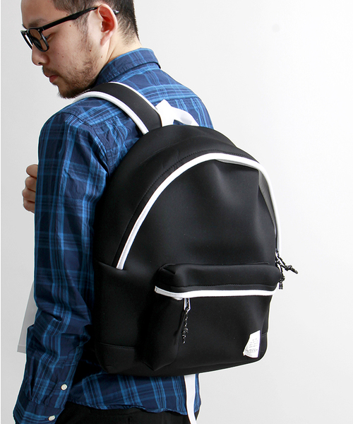 WEGO(ウィゴー)の「WEGO/ダイバーデイパック(バックパック/リュック・メンズ・ホワイト/ブラック/ブルー・FREE)」の12枚目の写真