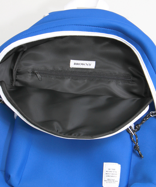 WEGO(ウィゴー)の「WEGO/ダイバーデイパック(バックパック/リュック・メンズ・ホワイト/ブラック/ブルー・FREE)」の5枚目の写真