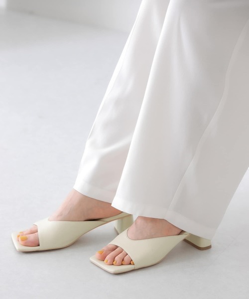 KBF（ケイビーエフ）の「スクエアトゥカーヴィーミュール（サンダル・レディース・ミント/オフホワイト/キャメル・36/38/37）」の9枚目の写真