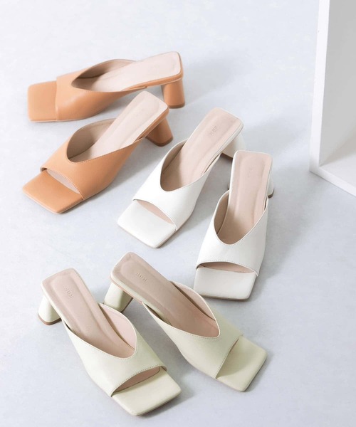 KBF（ケイビーエフ）の「スクエアトゥカーヴィーミュール（サンダル・レディース・ミント/オフホワイト/キャメル・36/38/37）」の14枚目の写真