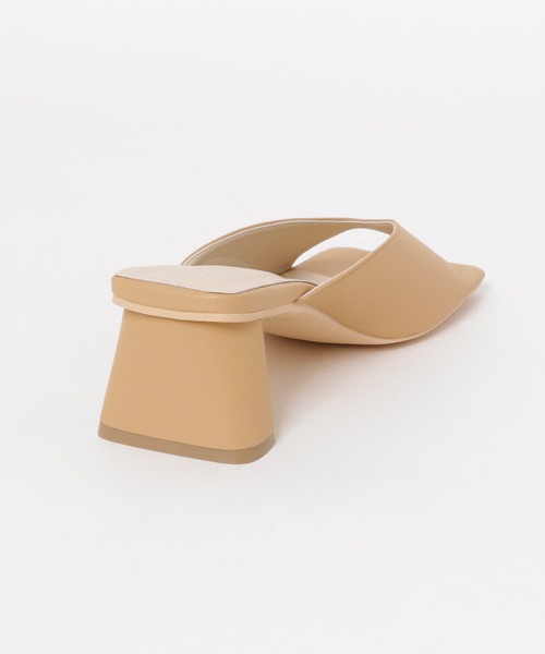 KBF（ケイビーエフ）の「スクエアトゥカーヴィーミュール（サンダル・レディース・ミント/オフホワイト/キャメル・36/38/37）」の10枚目の写真