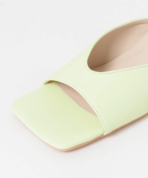 KBF（ケイビーエフ）の「スクエアトゥカーヴィーミュール（サンダル・レディース・ミント/オフホワイト/キャメル・36/38/37）」の8枚目の写真