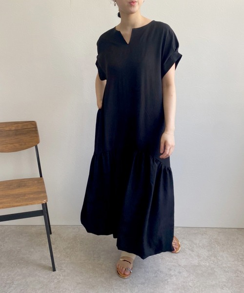 LHELBIE(レルビエ)の「リネンライクバルーンワンピース(ワンピース・レディース・ブラック/ベージュ/グリーン・M)」の2枚目の写真