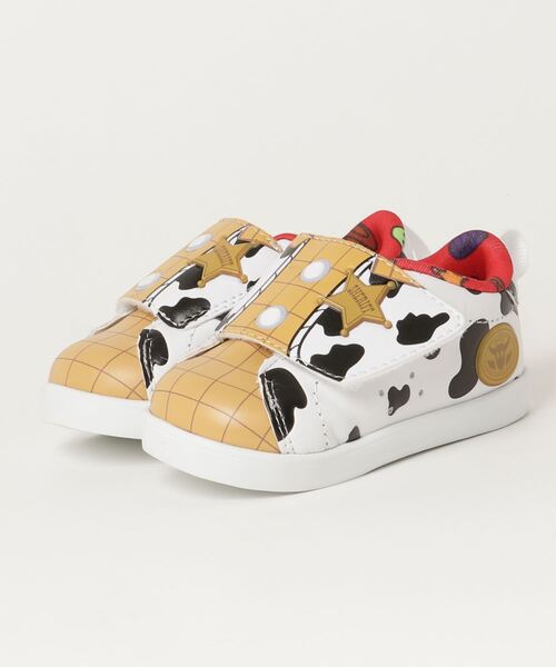 Hawkins(ホーキンス)の「HAWKINS ホーキンス V-COURT(12-15) ブイ-コート HK75010 DISNEY WOODY(スニーカー・キッズ・マルチ・12/14.5/15 /12.5/13.5/14/13)」の1枚目の写真