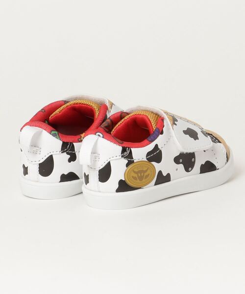 Hawkins(ホーキンス)の「HAWKINS ホーキンス V-COURT(12-15) ブイ-コート HK75010 DISNEY WOODY(スニーカー・キッズ・マルチ・12/14.5/15 /12.5/13.5/14/13)」の3枚目の写真