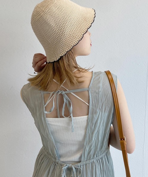 w closet(ダブルクローゼット)の「しわ加工カシュクールティアードワンピース(ワンピース・レディース・サックスブルー/スミクロ/キナリ・FREE)」の15枚目の写真