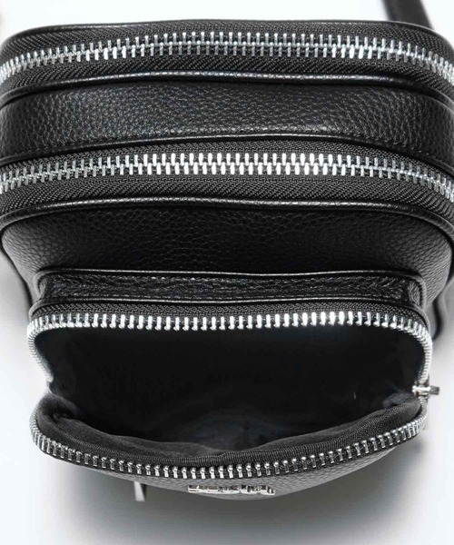 X-girl（エックスガール）の「FAUX LEATHER SHOULDER MINI BAG（ショルダーバッグ・レディース・ブラック/ライトグリーン・ONE SIZE）」の11枚目の写真