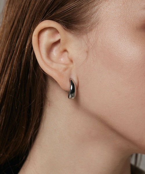 CENE（セネ）の「【CENE】セネ/ ティアドロップイヤリング（イヤリング・レディース・シルバー/ゴールド・FREE）」の18枚目の写真