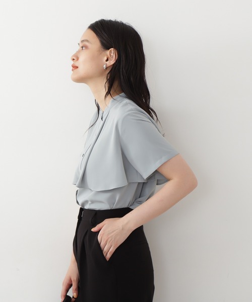 N.(N. Natural Beauty Basic)(エヌエヌナチュラルビューティーベーシック)の「【追加生産】【WEB限定】◆ケープディティールブラウス(シャツ/ブラウス・レディース・ブラック/イエロー/ミント/ナチュラル・MEDIUM)」の12枚目の写真