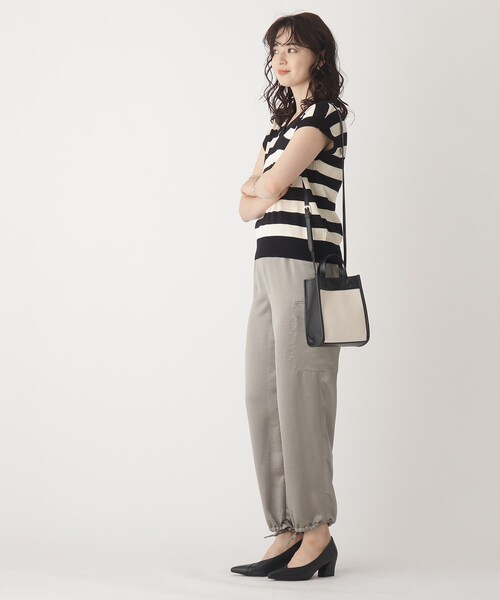 OPAQUE.CLIP(オペークドットクリップ)の「◆スクエアパイピングミニショルダーバッグ(ショルダーバッグ・レディース・ライトベージュ/オフホワイト/ブラック系・00)」の11枚目の写真