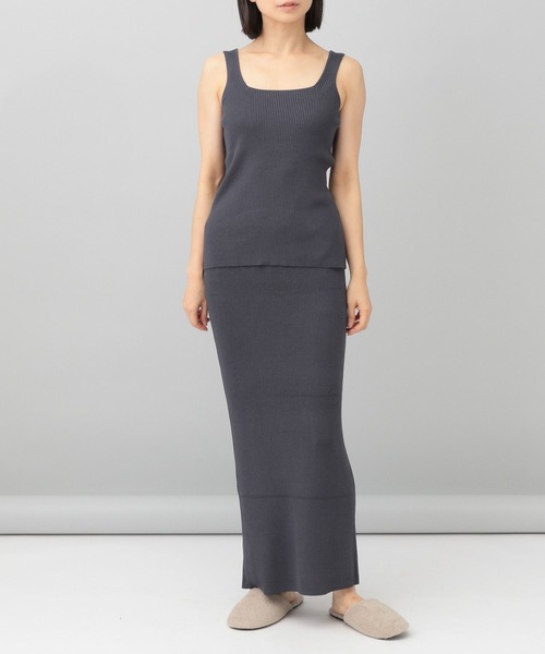 e/rm（イーアールエム）の「【e/rm】セットアップ対応/14Gスクエアリブニットタンク 156839（タンクトップ・レディース・ブラック/ライトベージュ/ブルー系その他6・FREE）」の7枚目の写真