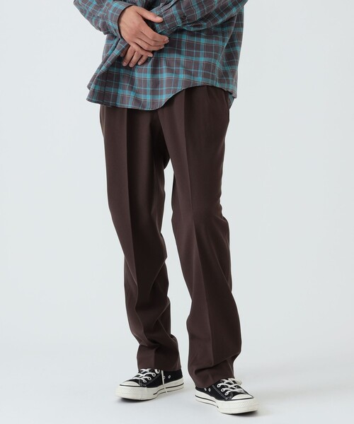 BEAMS（ビームス）の「BEAMS / 2プリーツ テーパード スラックス（スラックス・メンズ・チャコールグレー/ブラック/ブラウン・S/M/L/XL）」の10枚目の写真
