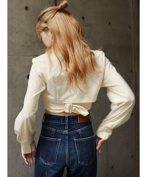 EVRIS（エヴリス）の「バックオープンシャツトップス（Tシャツ/カットソー・レディース・マスタード/アイボリー/ブラック・FREE）」の2枚目の写真