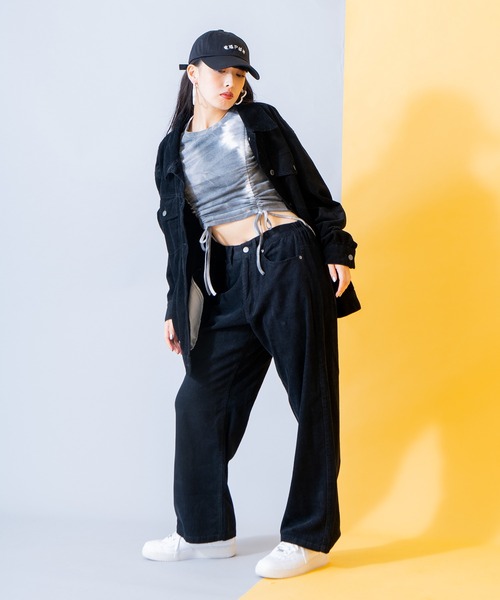 PUNYUS（プニュズ）の「コーデュロイオーバージャケット（カバーオール・レディース・グリーン/ブルー/ブラック・2/3/4）」の13枚目の写真