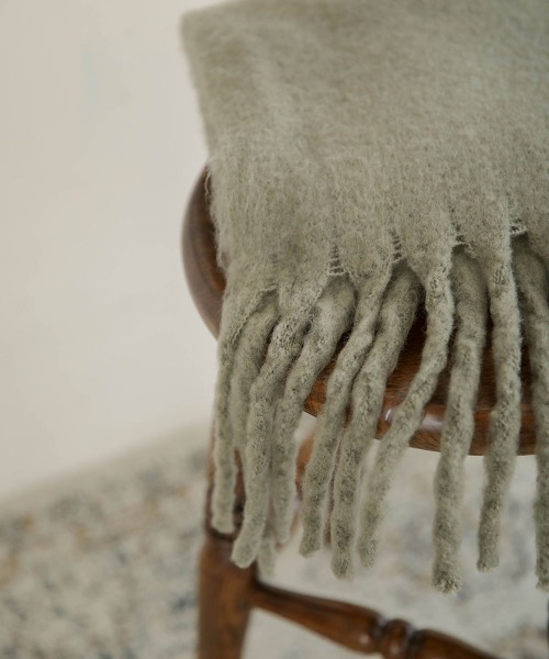 Bou Jeloud（ブージュルード）の「起毛ボリュームマフラー（マフラー・レディース・ブラック/ライトカーキ/ブルー/アイボリー・-）」の18枚目の写真