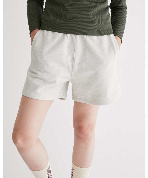 Saturdays NYC(サタデーズ ニューヨークシティ )の「Delancey Fundamental Sweat Short(スウェットパンツ・レディース・グレー/オリーブ・S/M/X-SMALL)」の1枚目の写真