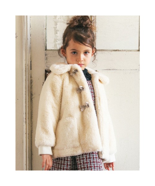 BeBe（ベベ）の「BeBe/フェイクファー襟付きリボンコート(90~150cm)（その他アウター・キッズ・オフホワイト・150/110/100/130/120/140/90）」の8枚目の写真