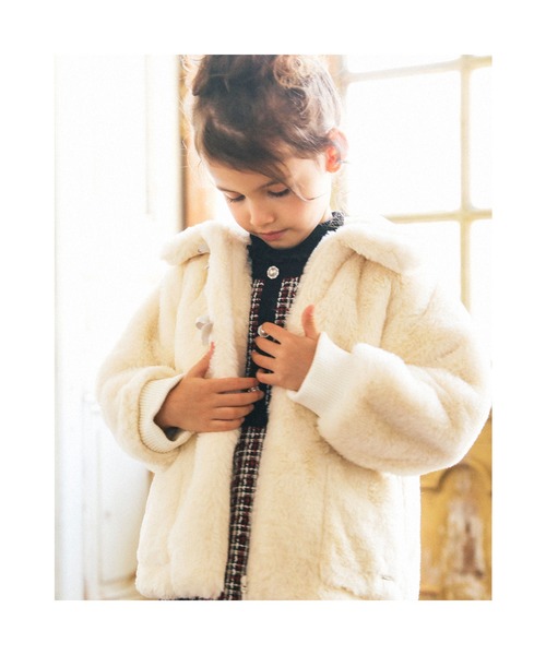 BeBe（ベベ）の「BeBe/フェイクファー襟付きリボンコート(90~150cm)（その他アウター・キッズ・オフホワイト・150/110/100/130/120/140/90）」の6枚目の写真