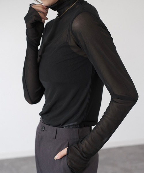 Reurie'（レウリィ）の「ハイネックフィンガーホールシアートップ/high neck finger hole sheer top（その他トップス・レディース・アイボリー/ブラック・FREE）」の8枚目の写真