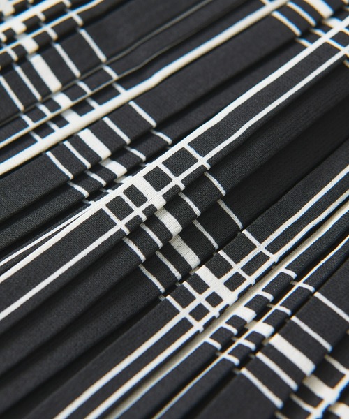 un dix cors（アンディコール）の「チェック柄消しプリーツスカート（スカート・レディース・ブラック/ホワイト・FREE）」の14枚目の写真