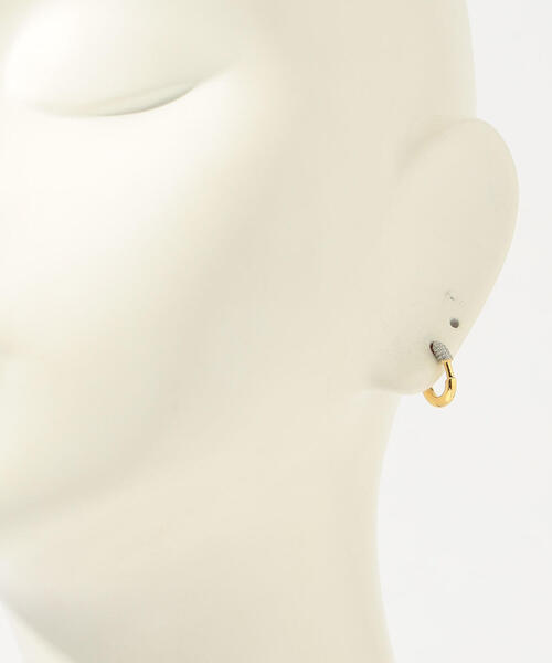 TOMORROWLAND (トゥモローランド)の「Otiumberg. Small Pave Staple ピアス(ピアス(片耳用)・レディース・ゴールド系その他・FREE)」の3枚目の写真