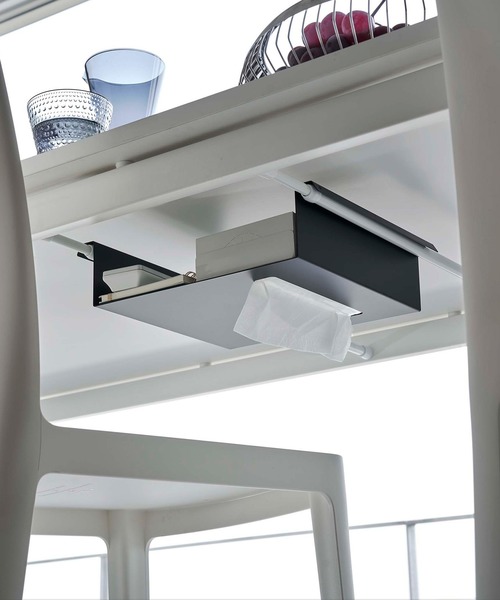 tower(タワー)の「tower(タワー) テーブル下つっぱり棒用収納ラック(収納グッズ・レディース・ブラック/ホワイト・ONE SIZE)」の8枚目の写真