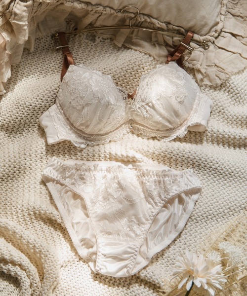 セール】【WEB限定】【プチプラブラセット】 純欲カラーヌーディー