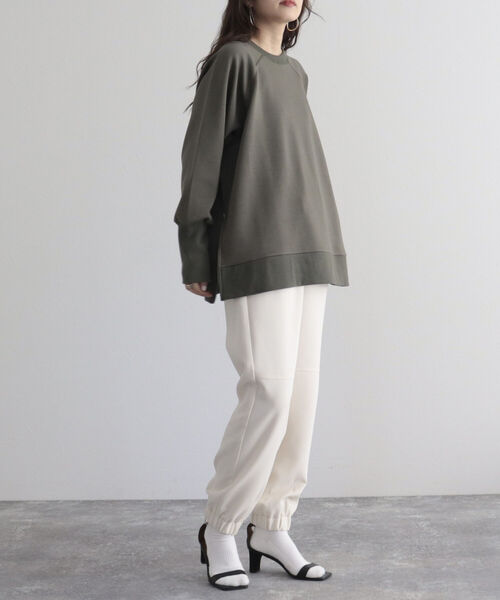 fredy emue（フレディエミュ）の「ポンチサイドジッププルオーバー（Tシャツ/カットソー・レディース・カーキ/アイボリー/チャコールグレー/ラベンダー・38）」の16枚目の写真