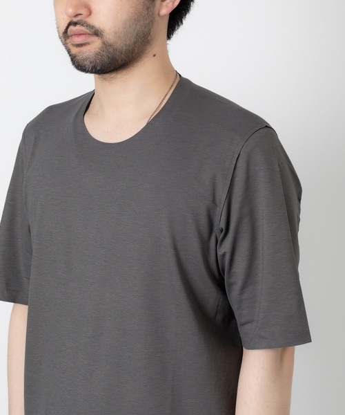 ATTACHMENT(アタッチメント)の「VIS/NY ストレッチポンチ ジャージ カットオフ S/S TEE / VIS/NY STRETCH PONTE JERSEY CUT OFF S/S TEE(Tシャツ/カットソー・メンズ・カーキ系/ホワイト/ブラック・1/2/3/5)」の11枚目の写真