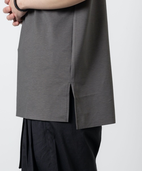 ATTACHMENT(アタッチメント)の「VIS/NY ストレッチポンチ ジャージ カットオフ S/S TEE / VIS/NY STRETCH PONTE JERSEY CUT OFF S/S TEE(Tシャツ/カットソー・メンズ・カーキ系/ホワイト/ブラック・1/2/3/5)」の10枚目の写真