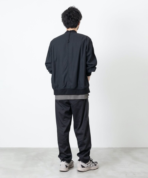 ATTACHMENT(アタッチメント)の「VIS/NY ストレッチポンチ ジャージ カットオフ S/S TEE / VIS/NY STRETCH PONTE JERSEY CUT OFF S/S TEE(Tシャツ/カットソー・メンズ・カーキ系/ホワイト/ブラック・1/2/3/5)」の4枚目の写真