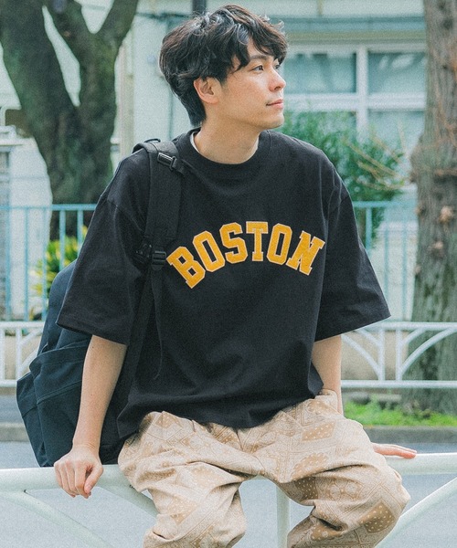 coca（coca）（コカ）の「メンズワッペン刺繍カレッジTシャツ（Tシャツ/カットソー・メンズ・ホワイト/ブラック・M/L/XL）」の2枚目の写真