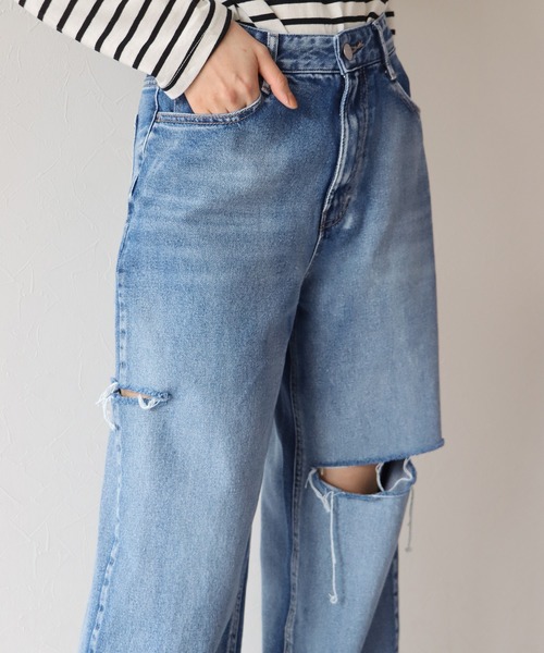 BLUEEAST（ブルーイースト）の「サイドスリットダメージデニムパンツ（デニムパンツ・レディース・ネイビー系・MEDIUM/LARGE）」の3枚目の写真