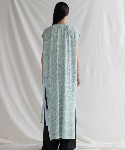 Side Open Jersey Dress