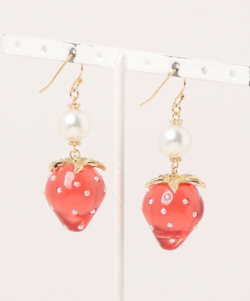 tone(トーン)の「【Arivenalice】パール&strawberry ピアス(MA)(ピアス(両耳用)・レディース・レッド・FREE)」の2枚目の写真